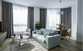Novos Luxury Suites