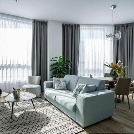 Novos Luxury Suites Bucureşti Exterior foto