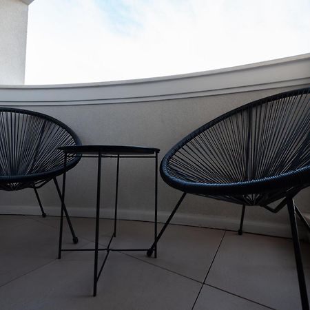 Novos Luxury Suites Bucureşti Exterior foto