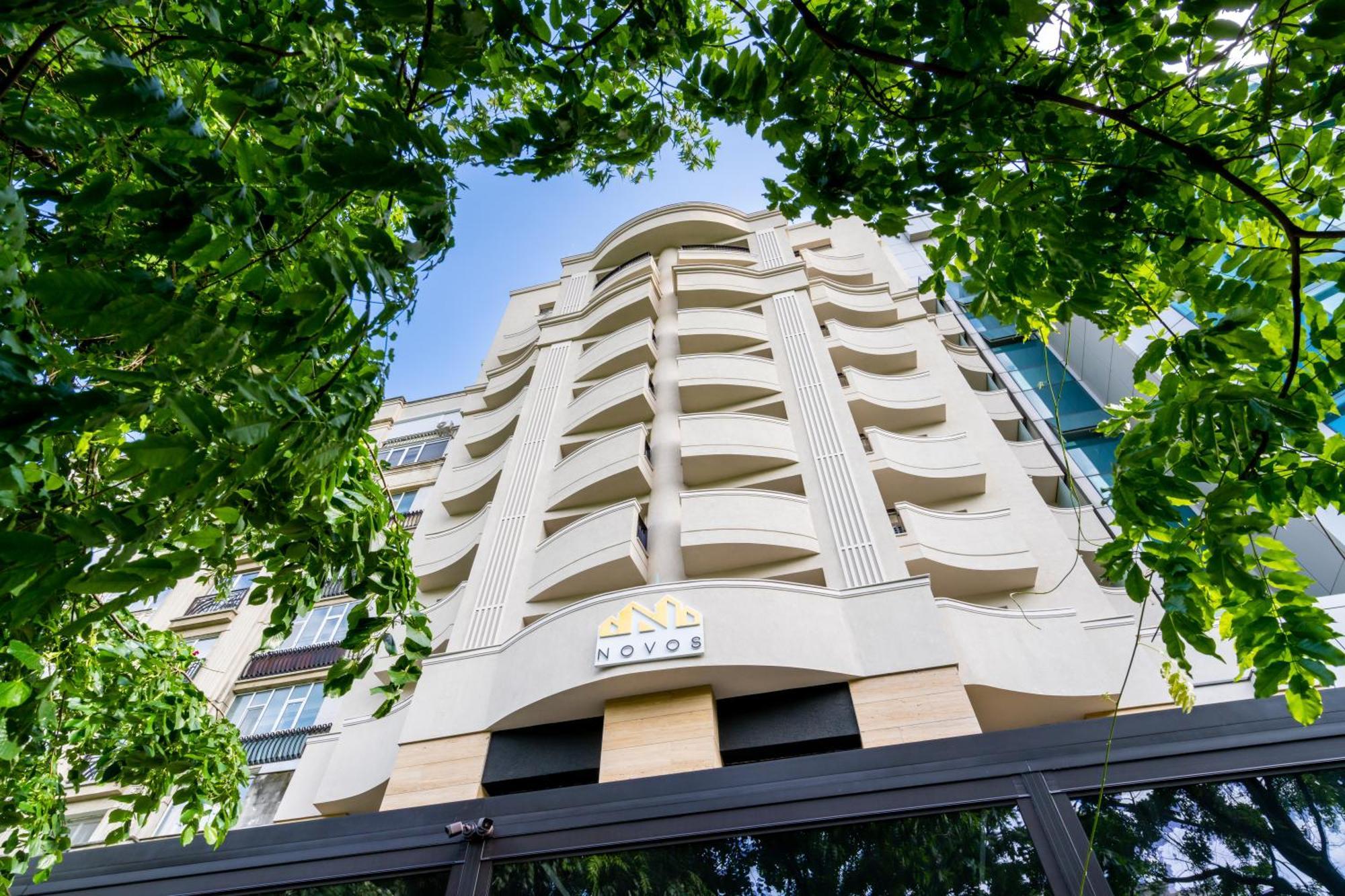 Novos Luxury Suites Bucureşti Exterior foto